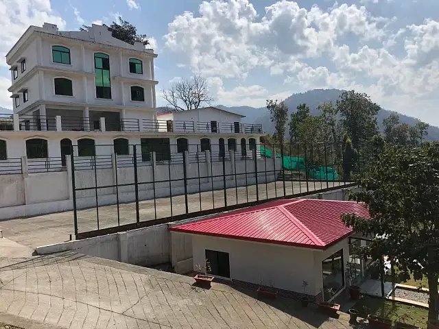 Himalayan_Institute_of_Technology